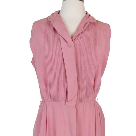 VINTAGE 1950s Women's Pink Slim Pinup Shirtdress with Pintucks - Picture 2 of 10